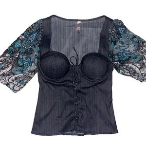 2000’s laced short sleeve corset top